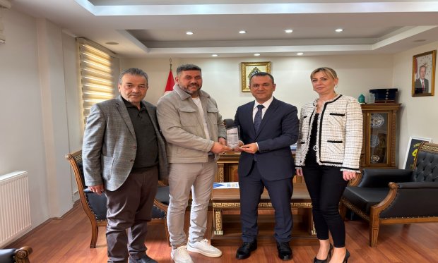 ÇUMRA KAYAKAMI MUHAMMET FUAT TÜRKMAN BEY'E TEŞEKKÜR ZİYARETİ 